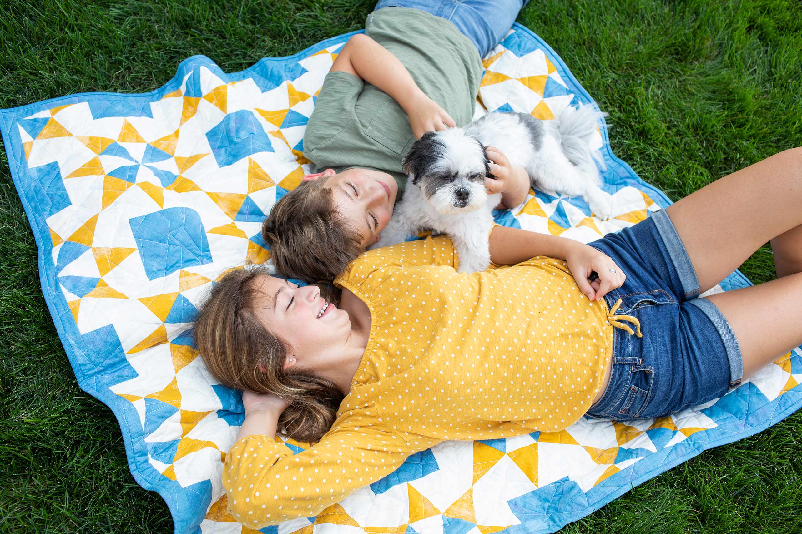 Dana Damewood Photography | Charleston South Carolina product photography Accuquilt 30