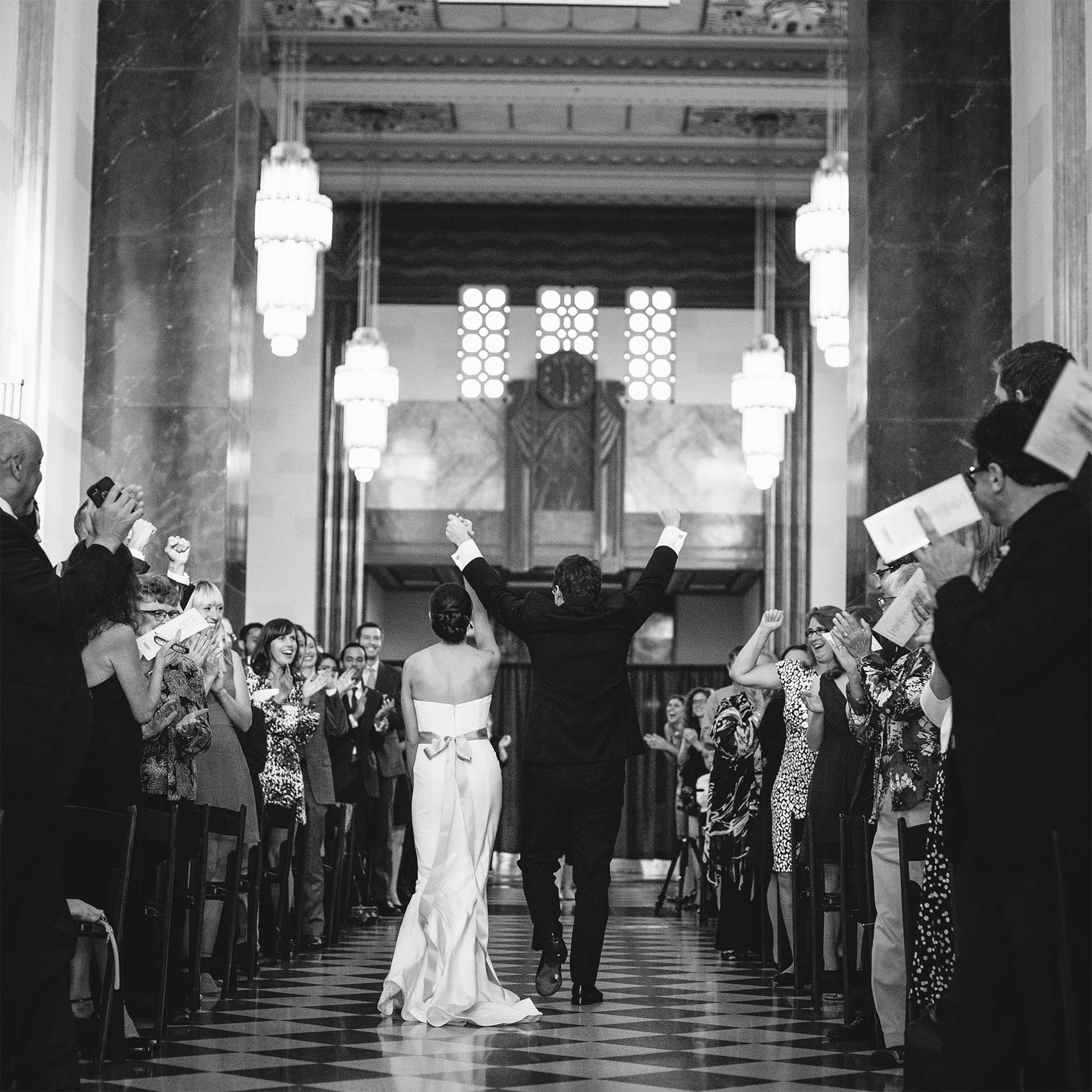 Durham Museum Wedding Omaha082 Dana Damewood Photography Omaha Durham Museum Wedding Omaha082