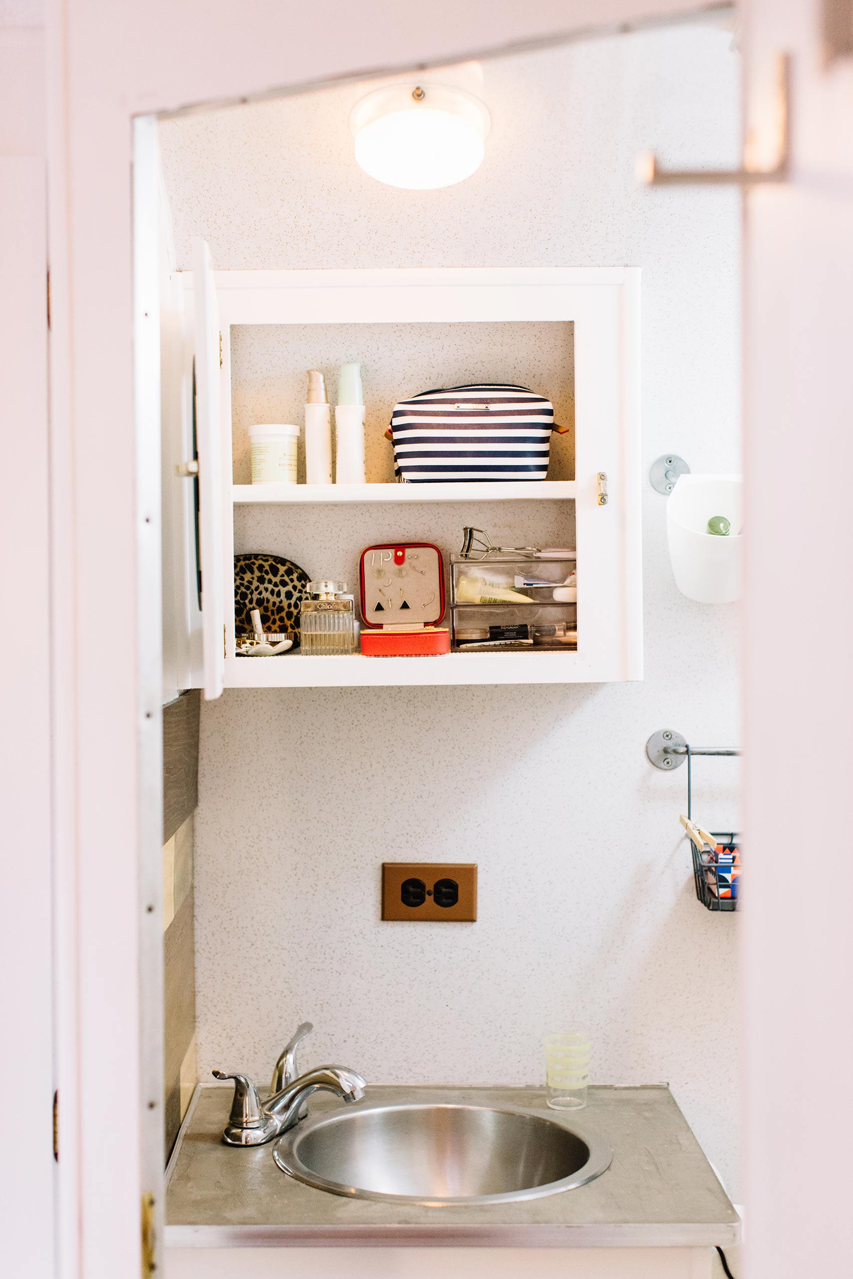 Dana Damewood Photography | Omaha Nebraska trailer photography outdoor 19