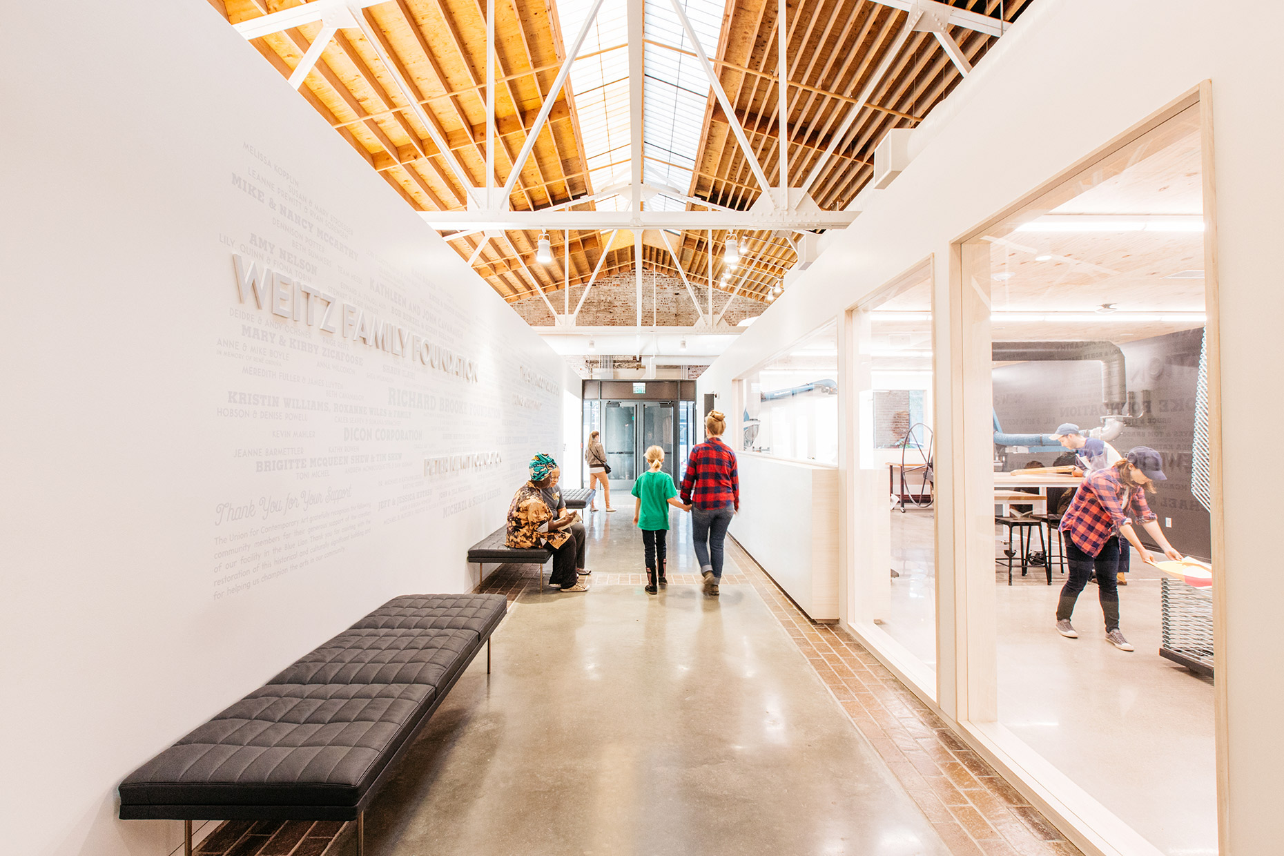 Dana Damewood Photography | Omaha Nebraska commercial interior photography Library- education 8