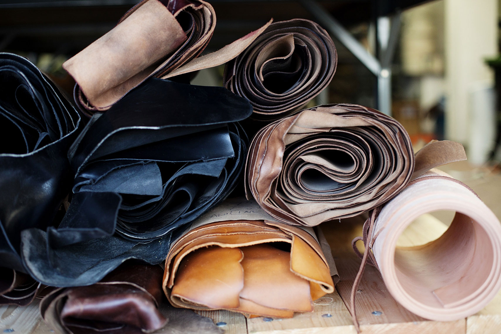 Dana Damewood Photography | Atlanta Georgia product photography leather work